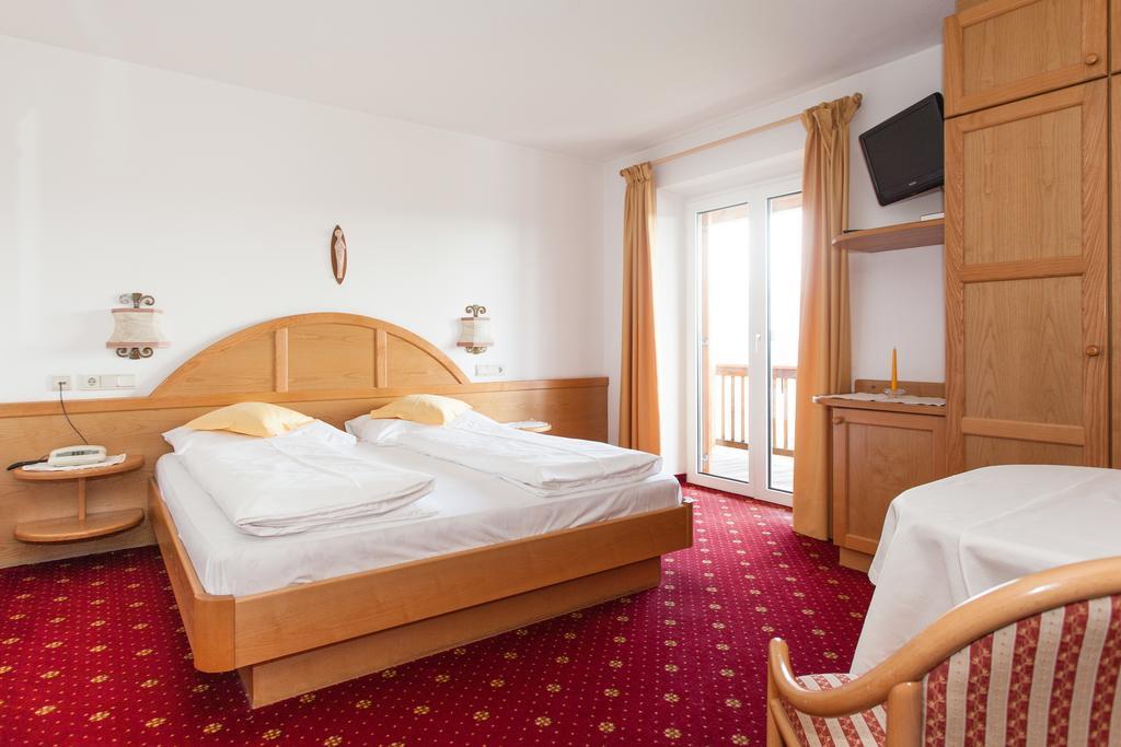 Hotel Lichtenstern Soprabolzano Dış mekan fotoğraf