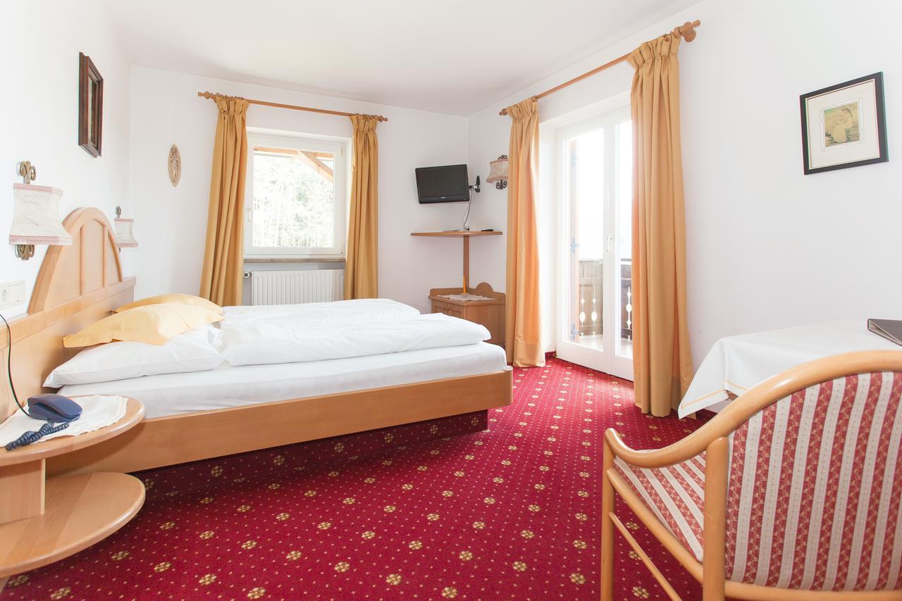 Hotel Lichtenstern Soprabolzano Oda fotoğraf